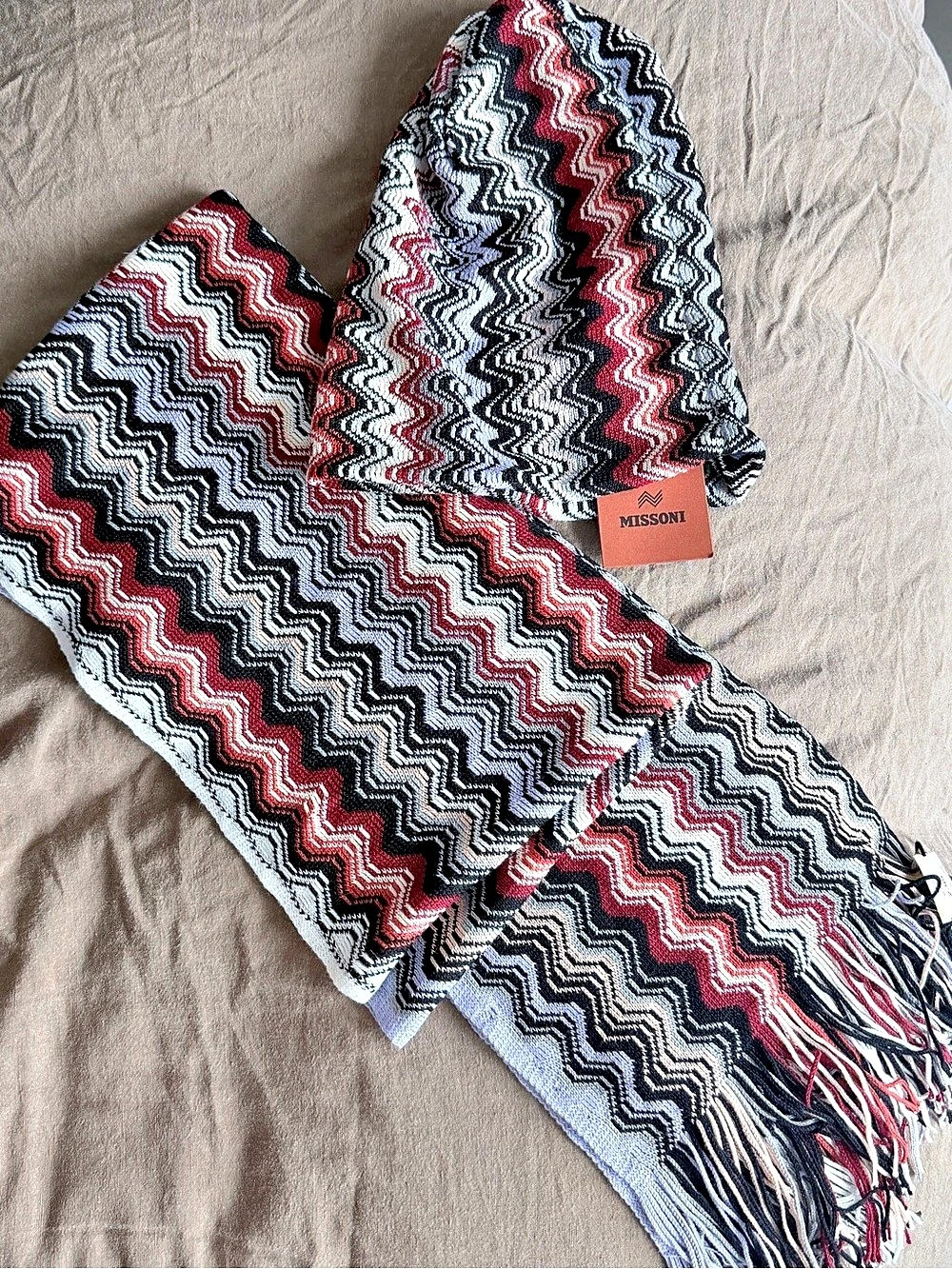 Missoni Zigzag Scarf and Beanie in Multicolor NWT